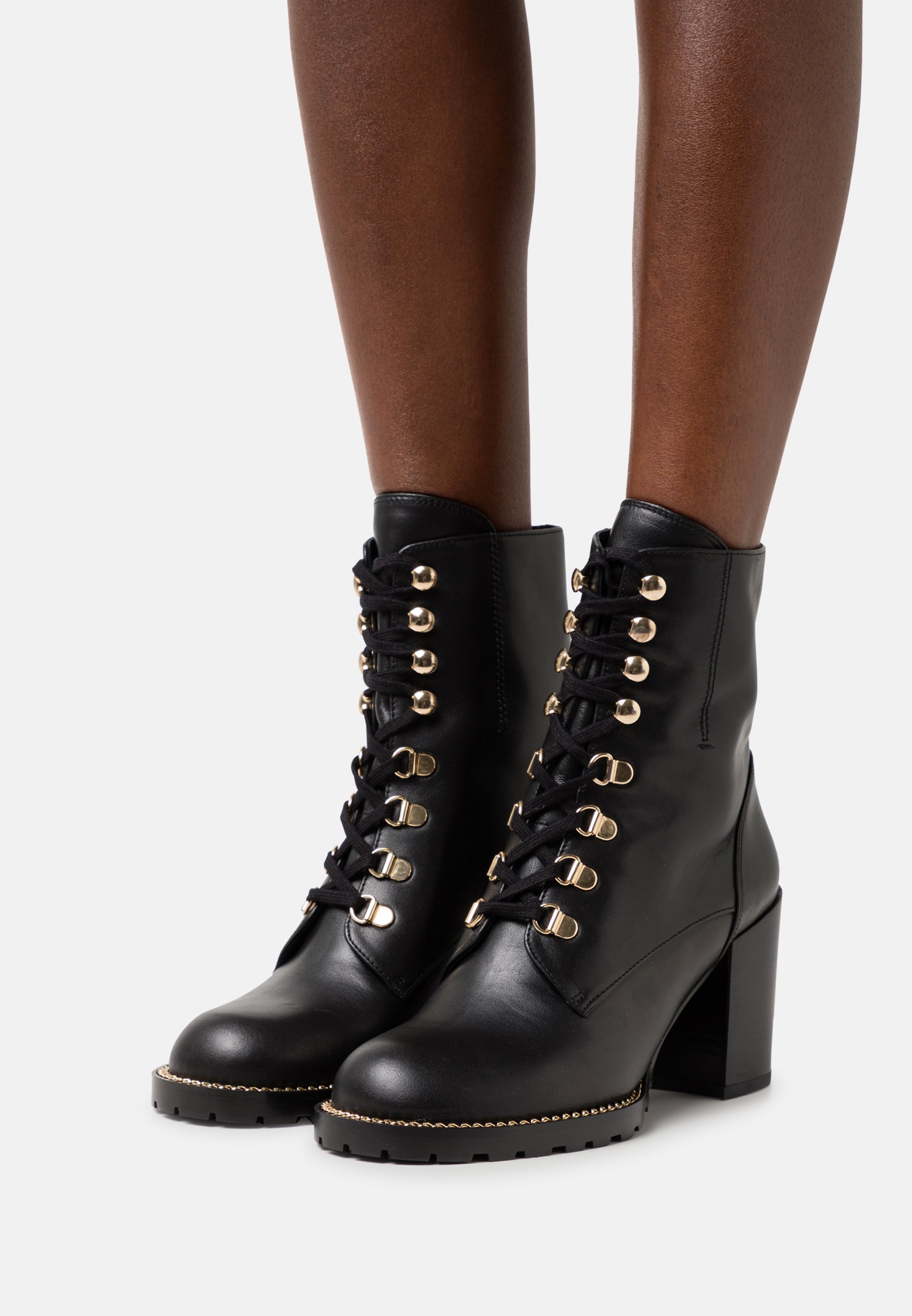 Stuart Weitzman KOLBIE BLOCK BOOTIE - Lace-up ankle boots - black - Zalando.de Stuart Weitzman Lace Up Boots Stuart Weitzman KOLBIE BLOCK BOOTIE - Lace-up ankle boots - black - Zalando.de Stuart Weitzman Lace Up Boots