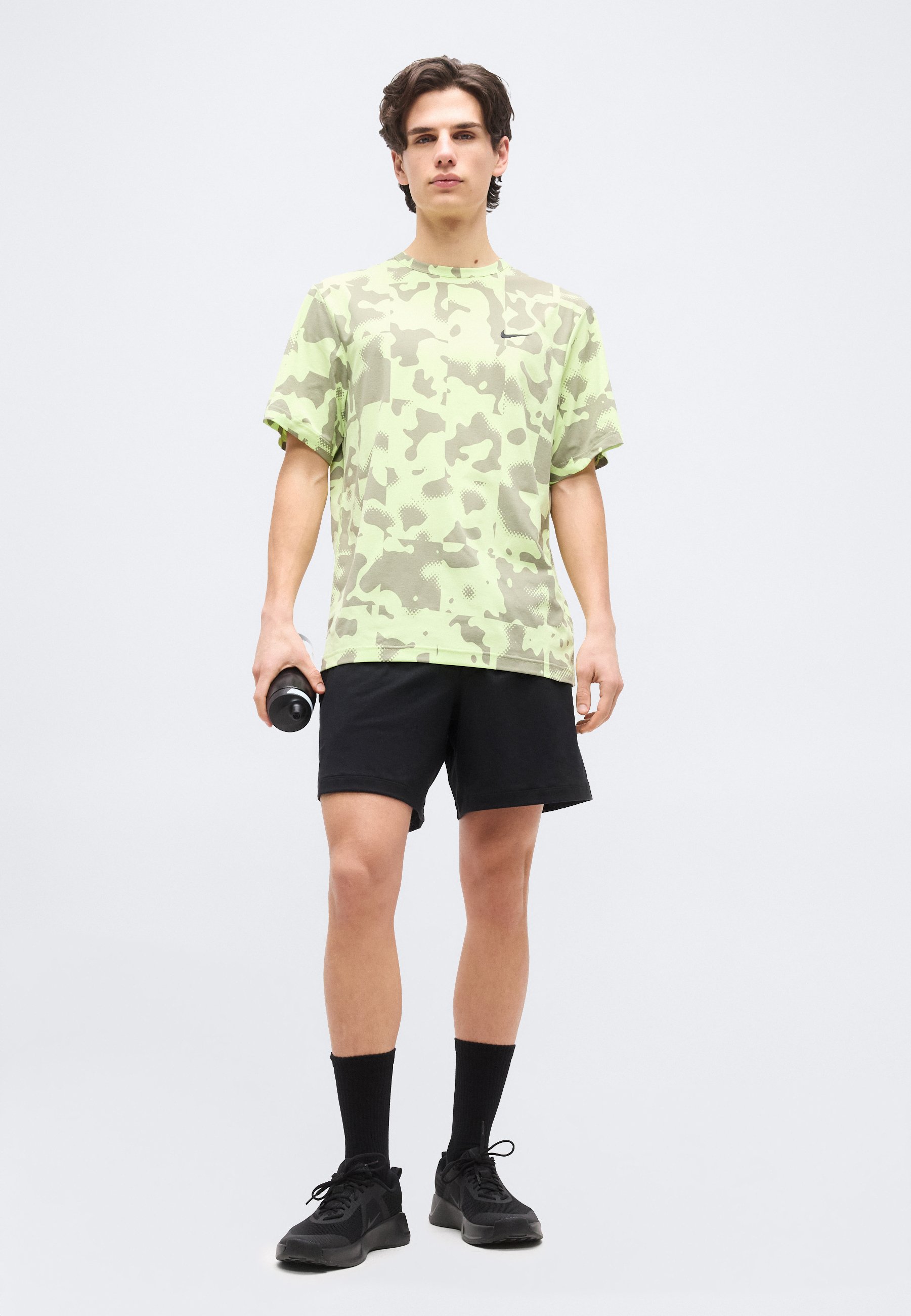 nike camo t shirt and shorts