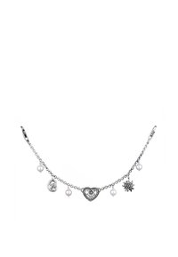 Silberne Armbandkette mit Herz- und Sternanhängern, akzentuiert durch drei weiße Perlen, filigrane Details und einer polierten Oberfläche.