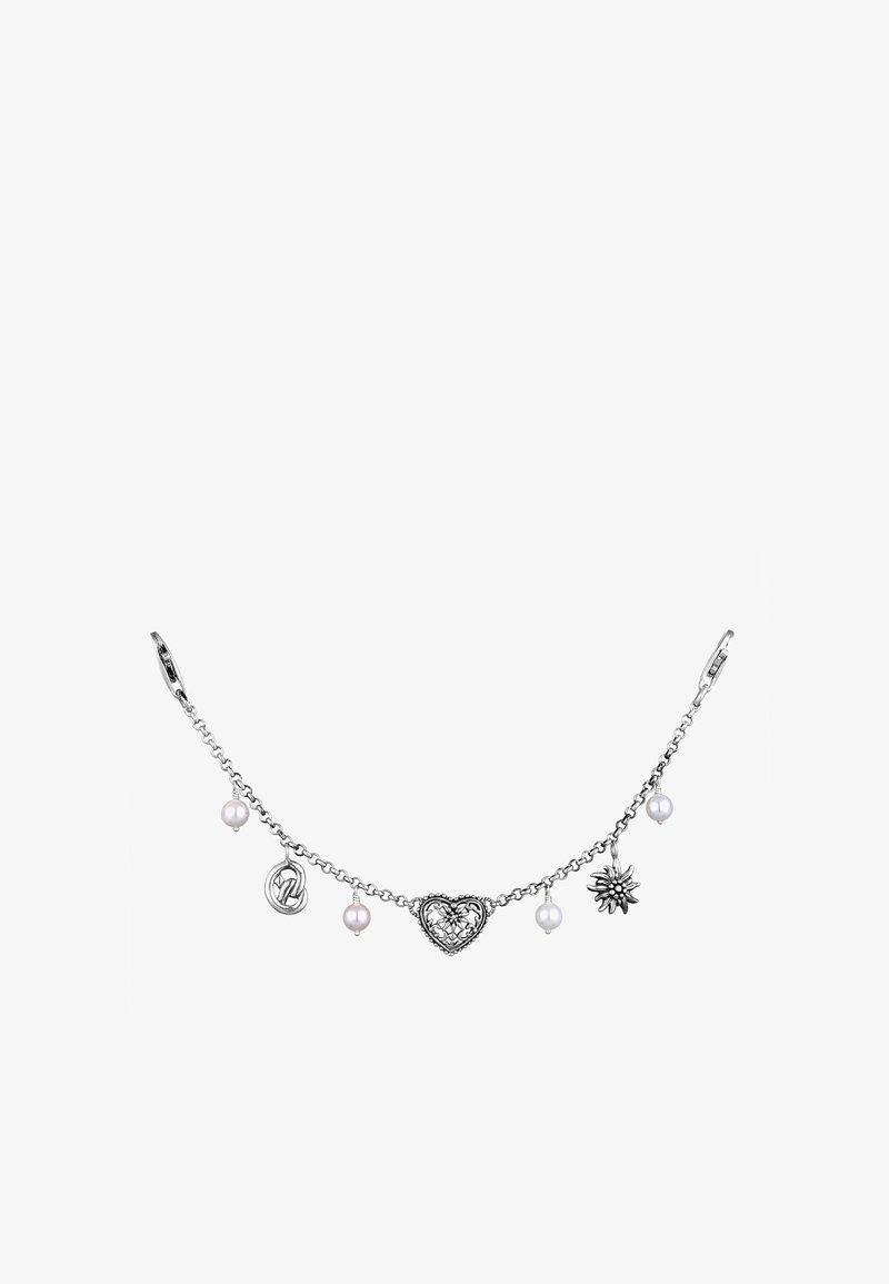 Silberne Armbandkette mit Herz- und Sternanhängern, akzentuiert durch drei weiße Perlen, filigrane Details und einer polierten Oberfläche.