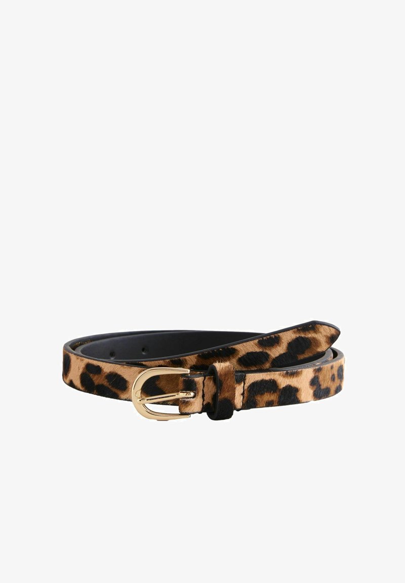 Cintura con stampa leopardata e fibbia in metallo dorato, realizzata in materiale morbido, con fodera interna liscia nera e fori regolabili.