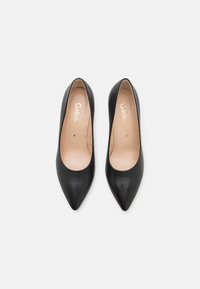 Gabor Pumps - black