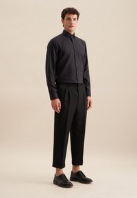 Seidensticker REGULAR antracytowy