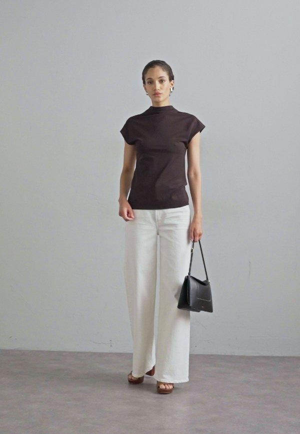 BERKELY MID - Platform sandals - luggage2