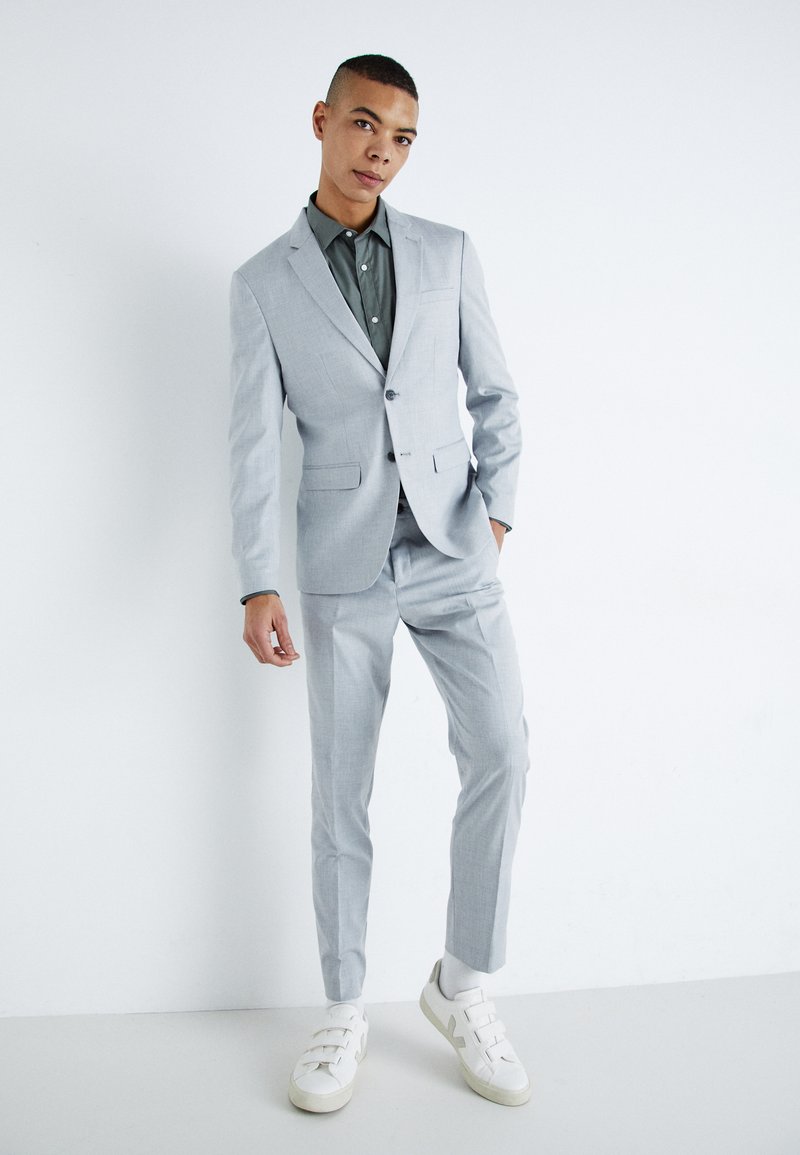 Selected Homme SLHSLIM CEDRIC STRUCTURE SUIT - Odijelo - medium grey melange