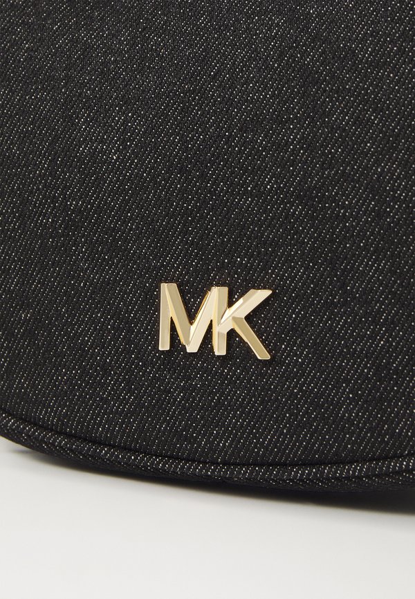 KYLA POUCHETTE - Handbag2