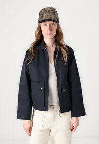 Thumbnail Image 5