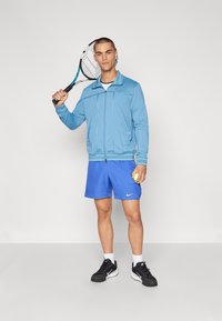 Nike Performance COURT VICTORY - Sport rövidnadrágok - astronomy blue/white
