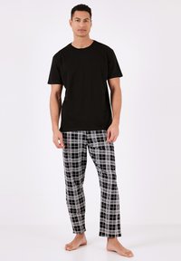 Pyjama - black