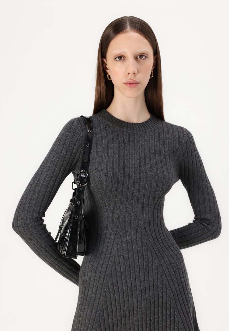 Hollister Co. Ribbed Skater Mini Sweater Dress - Jumper dress - grey - Zalando.ie Hollister Co. Ribbed Skater Mini Sweater Dress - Jumper dress - grey - Zalando.ie