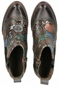 Leder Stiefeletten mit floralen Mustern in Braun-, Blau- und Orangetönen. Gezackte Kanten und seitliche Reißverschlüsse verleihen dem Design zusätzlichen Charme.