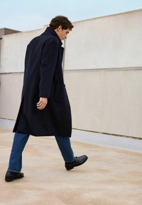 Next REGULAR FIT - Klasický kabát - navy blue