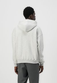 Thumbnail Image 4