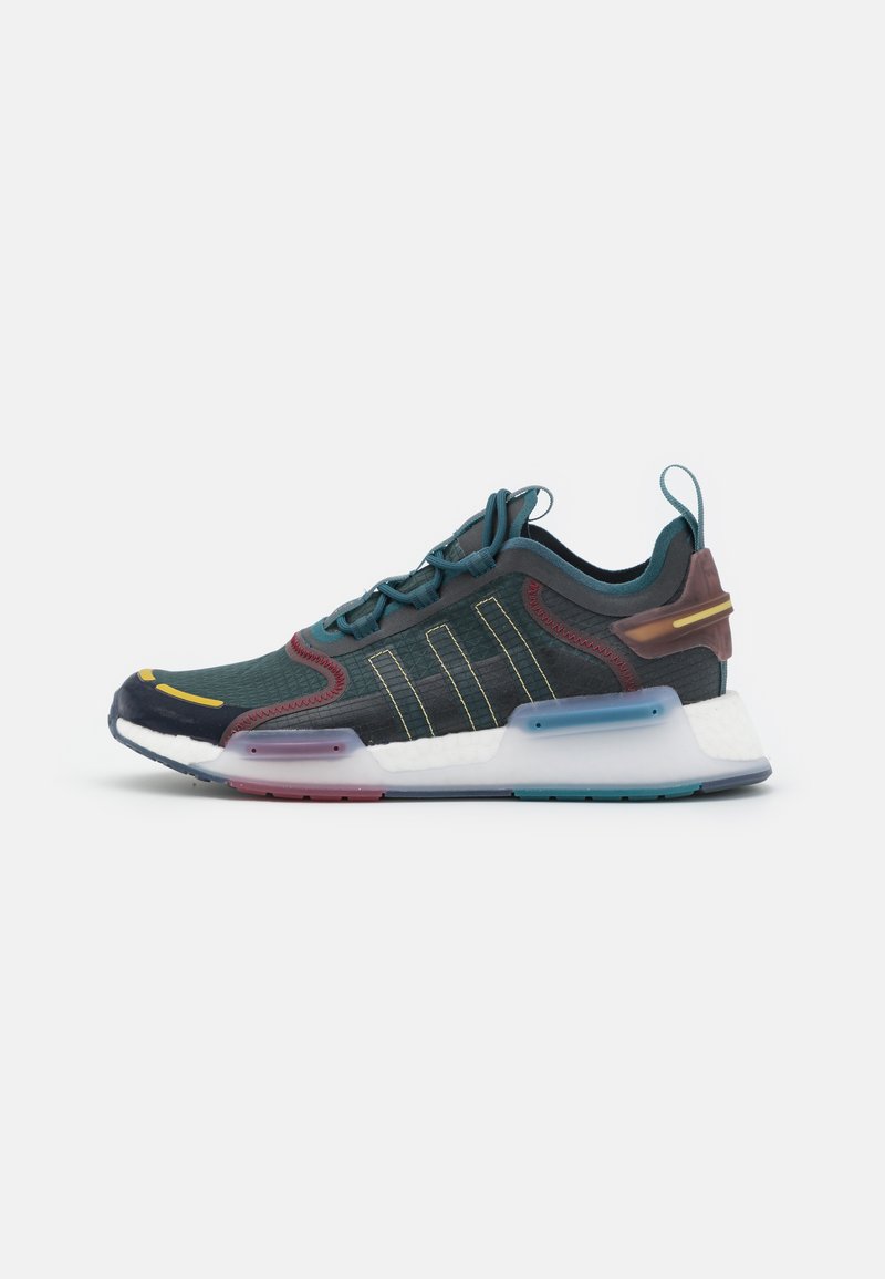 Adidas nmd green and red Outlet