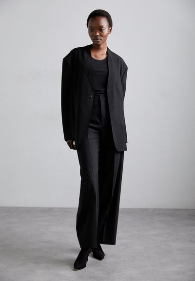 MM6 Maison Margiela PANTS - Auduma bikses - black