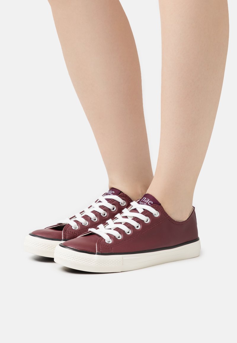 NAE Vegan Shoes CLOVE - Sneakers - bordeaux