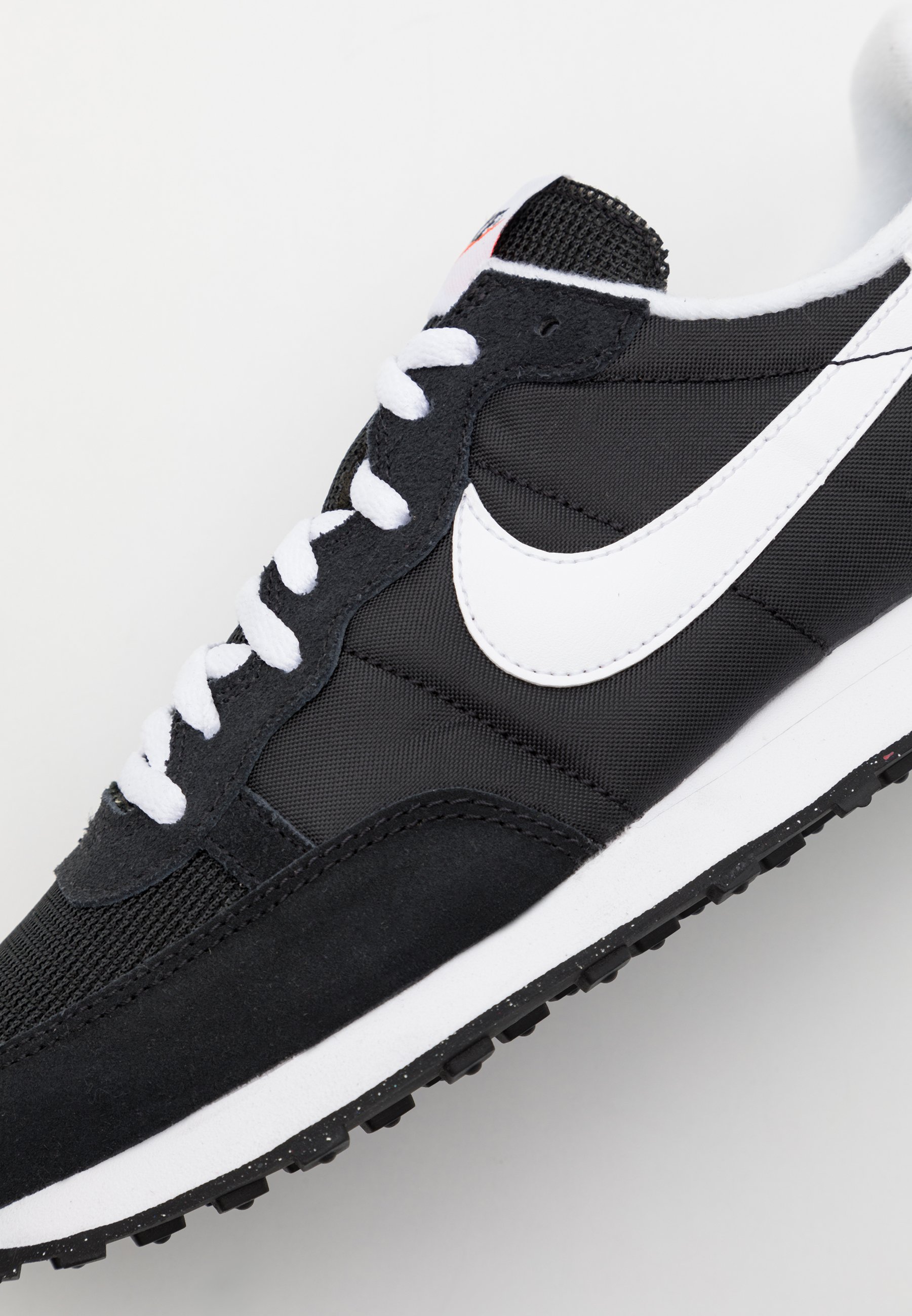 Nike Sportswear CHALLENGER OG UNISEX - Zapatillas - black/white/negro -  Zalando.es