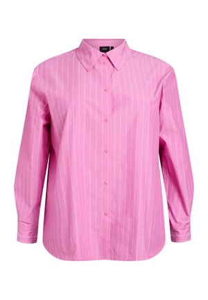Ružičasta košulja s bijelim vertikalnim prugama, dugim rukavima, šiljastim ovratnikom i ravnim krojem. Izrađena od lagane tkanine.