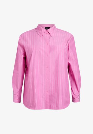 Vaaleanpunainen nappipaita, jossa on valkoiset pystysuorat raidat, pitkät hihat, teräväkaulus ja suora leikkaus. Valmistettu kevyestä kankaasta.