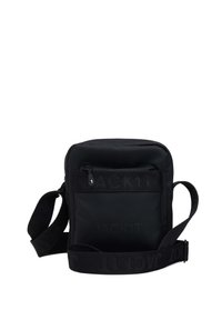 Sorte crossbody taske lavet af slidstærkt stof, med en lynlåslomme på forsiden, justerbar rem og prægede logo mønster på fronten.