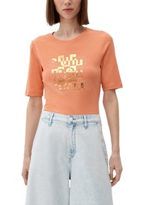 s.Oliver MIT FRONTPRINT - T-shirt print - papaya
