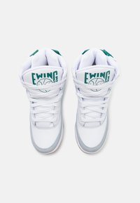Patrick Ewing 33 HI COUNTRY CLUB UNISEX - Augsti sporta apavi - white/dark green