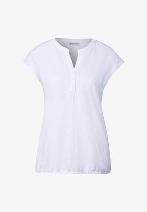 Weiße Kurzarmbluse mit Henley-Ausschnitt, Knopfdetails, weicher Textur und lockerer Passform. Glatte Oberfläche und leichtes Material.
