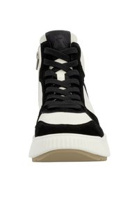 Sneaker alta in bianco e nero con esterno in suede, suola in gomma e lacci neri. Cerniera laterale e logo sul tallone.
