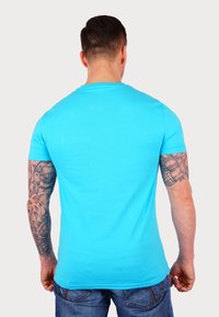 U.S. Polo Assn. MIT BRUSTTASCHE - T-shirt basic - hellblau