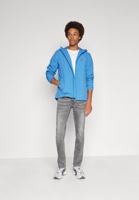 Lyle & Scott ZIP THROUGH JACKET - Lichte jas - spring blue