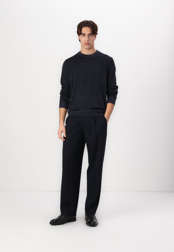 MONOGRAM INTARSIA - Jumper2