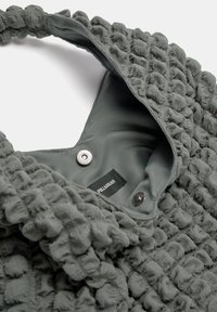 PULL&BEAR SHOPPER - Shoppingväska - grey