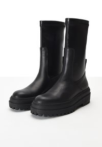 Inuovo Botas con plataforma - black