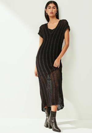 STITCH DETAIL REGULAR FIT - Maxi šaty - black