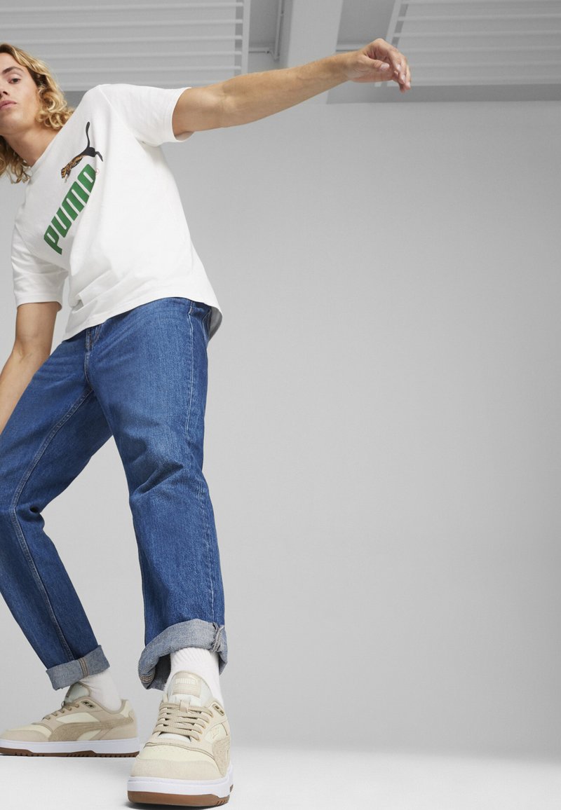 Puma DOUBLECOURT UTILITY UNISEX - Sneakers basse - sugared almond putty white