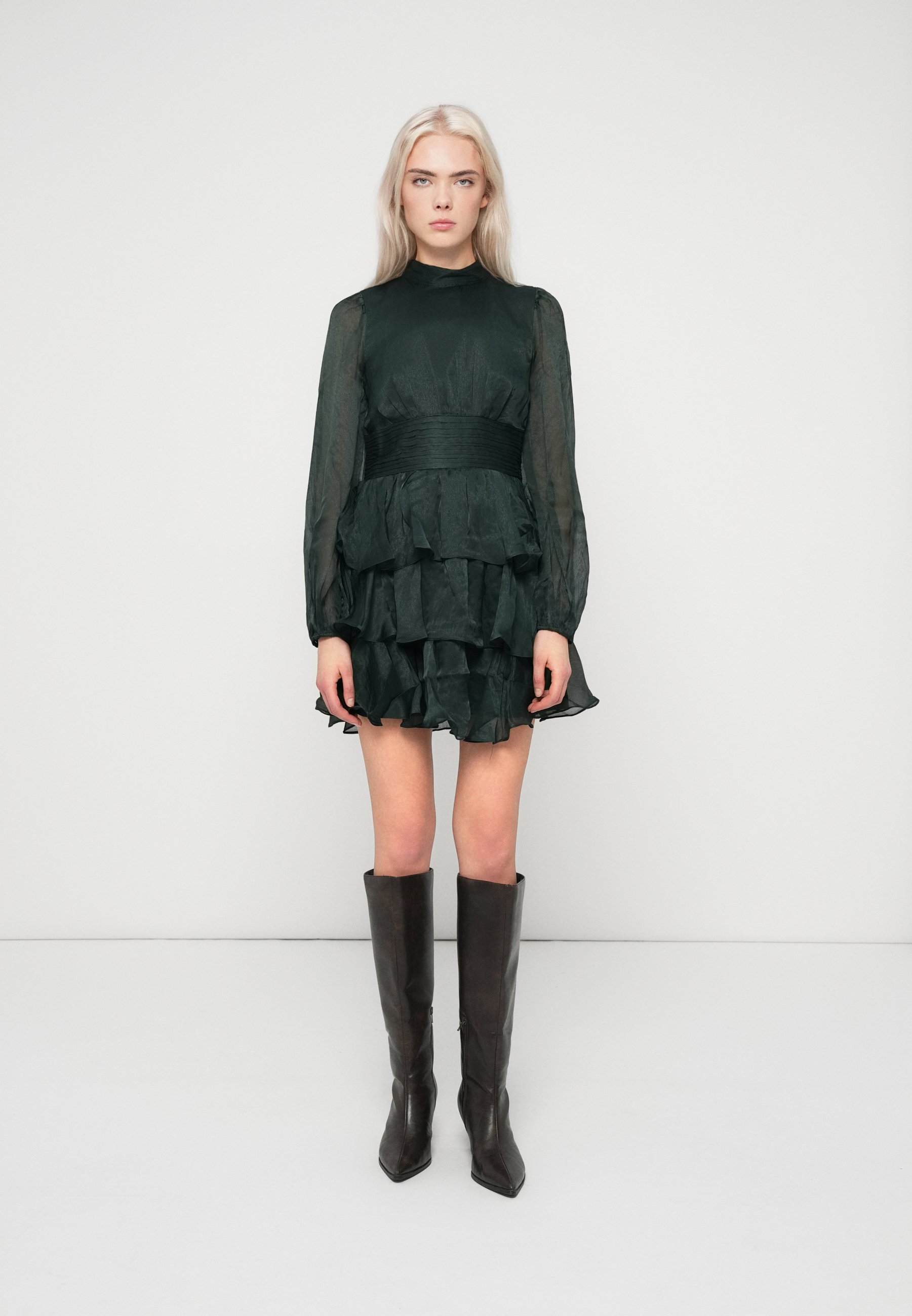 Vero Moda VMLAUREN SHORT DRESS - Cocktail dress / Party dress - scarab/dark  green