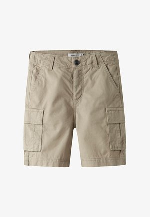 Beige cargoshorts med knap foran, bæltestropper, sidelommer og klaplommer på hvert ben, lavet af letvægtsstof.