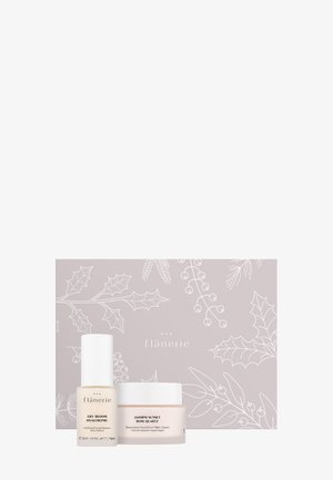 CHRISTMAS SET REGENERATING NIGHT - Skincare set