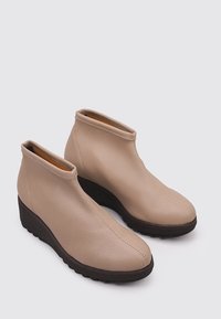 Sandra Fontán VELASCO - Botines bajos - brown