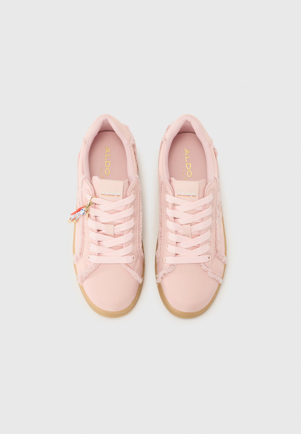 Sneaker low