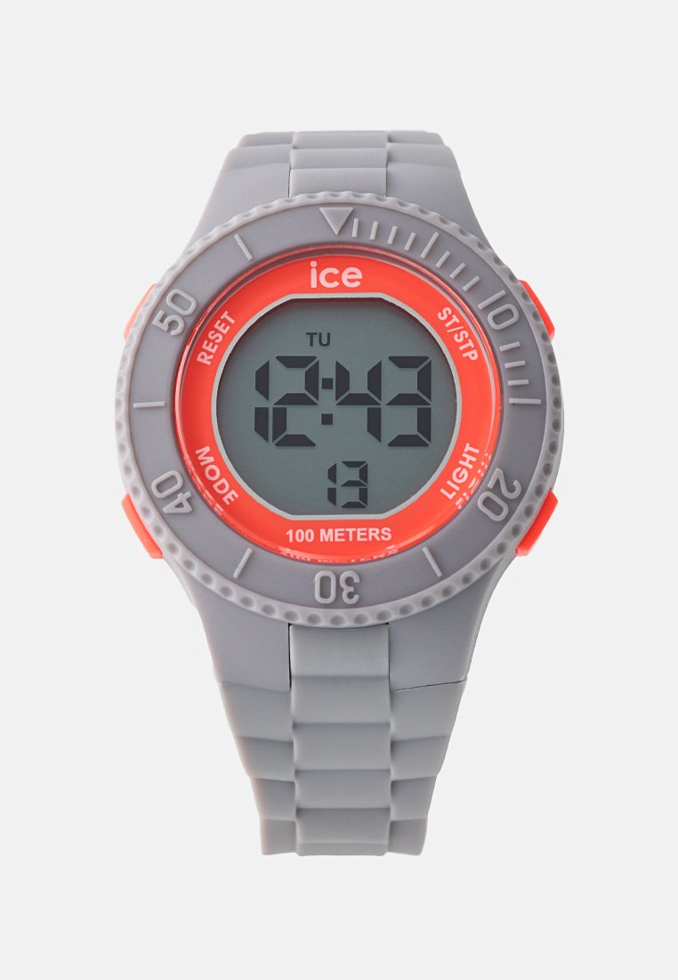 Digitale Uhr mit einem grauen Silikonarmband, roten Akzenten und einer runden grauen Lünette. Wasserdicht bis zu 100 Metern, ausgestattet mit einem großen digitalen Display.