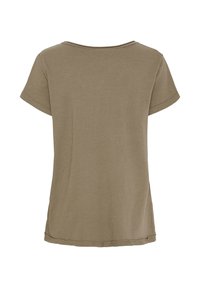 Oliven grøn kortærmet t-shirt med rund hals, blød tekstur, let buet kant og opkrøllede ærmer. Simpelt design og afslappet pasform.