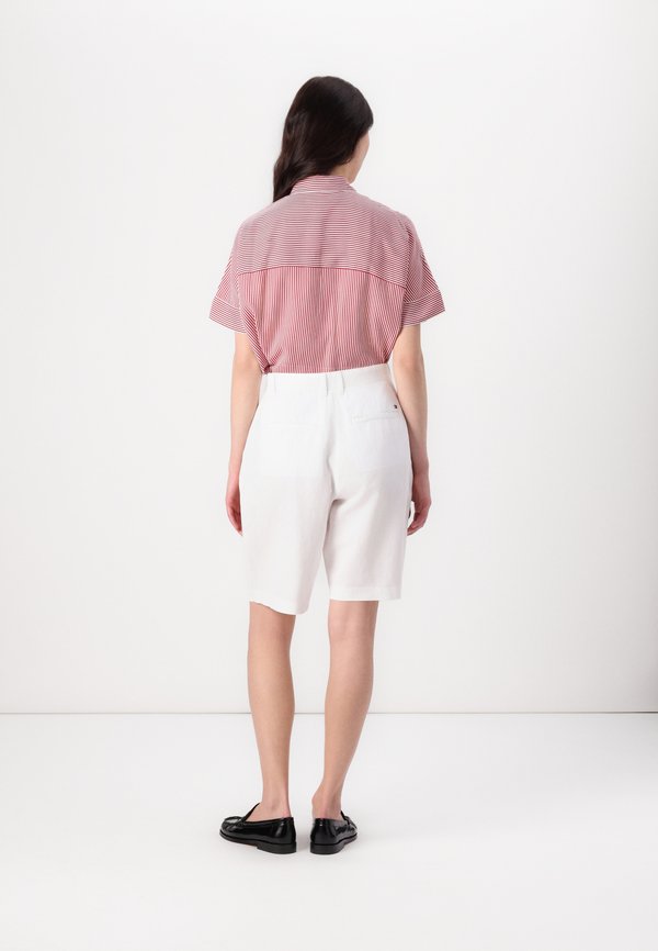 BERMUDA SHORT - Shorts2