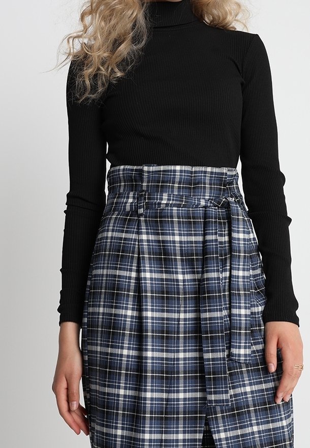 Gestuz Langarmshirt - black
