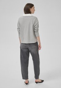 My Essential Wardrobe KLARA - Pikeepaita - peal blue striped
