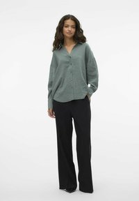 Vero Moda Button-down blouse - balsam green