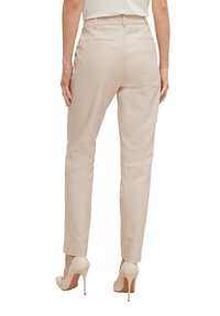 comma Chino - beige