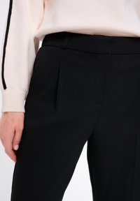 Greenpoint - Spodnie materiałowe