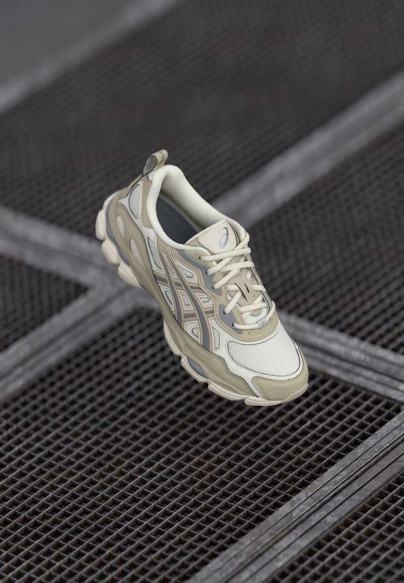 GEL NYC smoke grey/grey