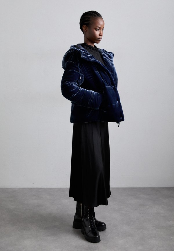 BABE - A-line skirt2